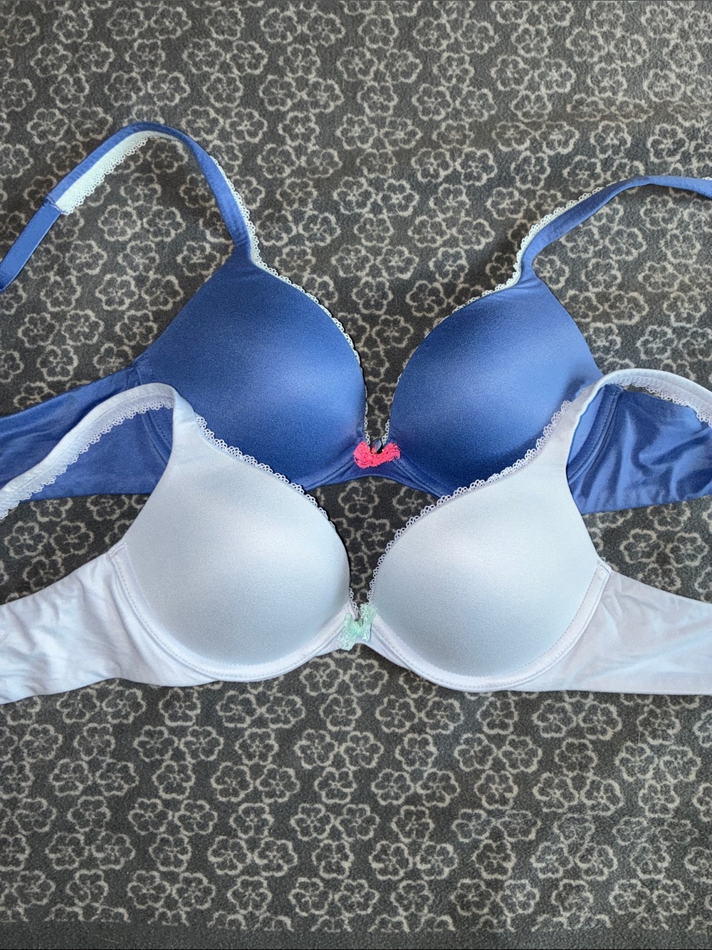 2 Victoria’s Secret Body by Victoria Push-Up Bras in 32B